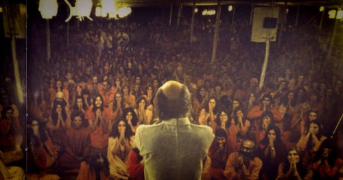 Here’s what Netflix’s Wild Wild Country doesn’t explain about cult leaders