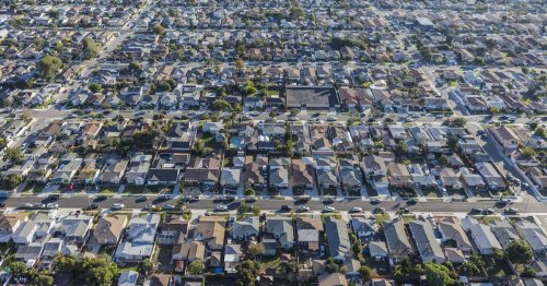 Report: LA home prices are ‘overvalued’