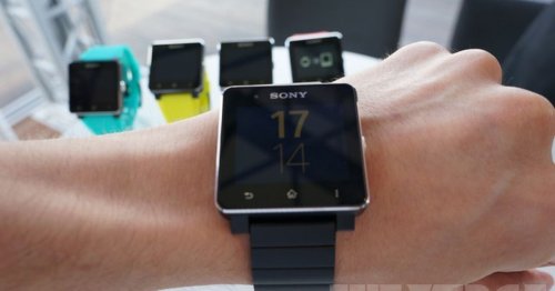 Sony's SmartWatch 2 is better than the first one, but still far too expensive