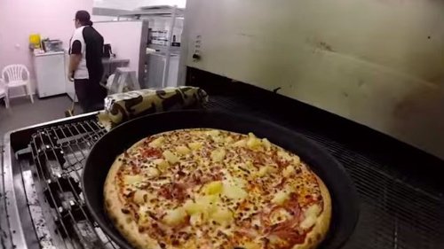 Watch a Day in the Life of a Pizza-Pan Grabber