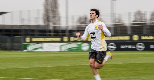 The Daily Bee: Mateu Morey has Returned to Team Training for Borussia Dortmund