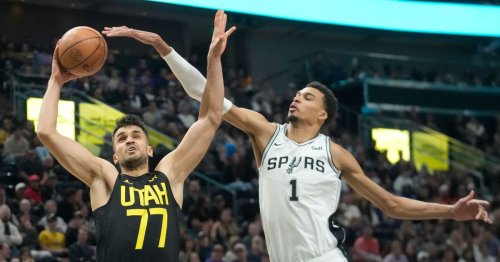 An all-around team performance helped the Spurs defeat Jazz