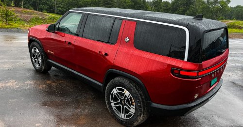 Driving the Rivian R1S in semi-responsible fashion
