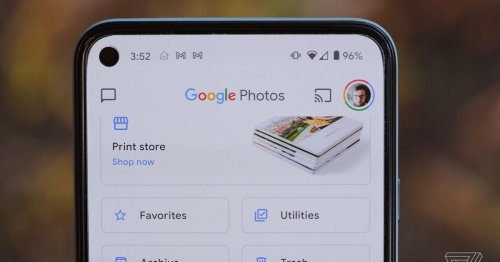 Google Photos now lets you set a changing wallpaper that pulls images from your memories