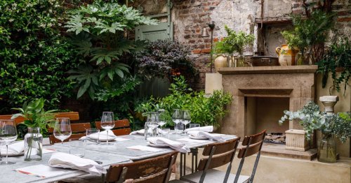 12 Secluded Courtyards and Gardens for a Beautiful Summer Dinner in London
