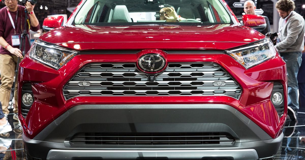 Toyota is quietly pushing Congress to slow the shift to electric vehicles