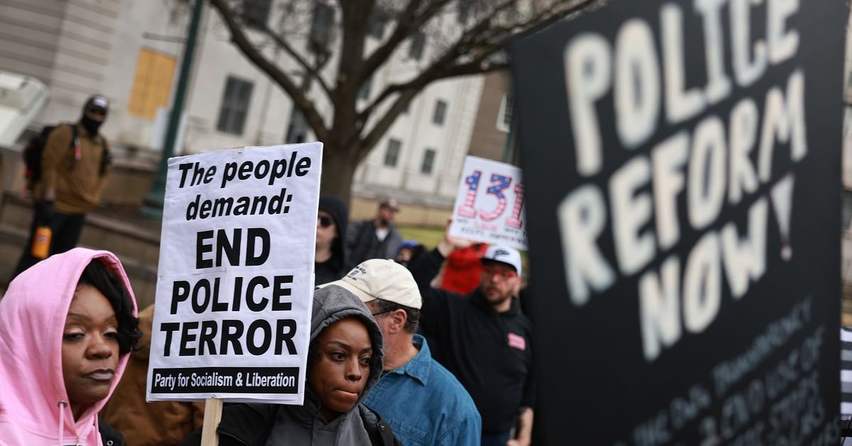 Lawmakers won’t compromise on police reform. Will Tyre Nichols’s killing change that?