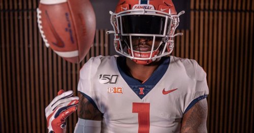 Illinois lands wide receiver help from the transfer portal