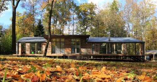 Airy modern prefab cabin was built for $80,000