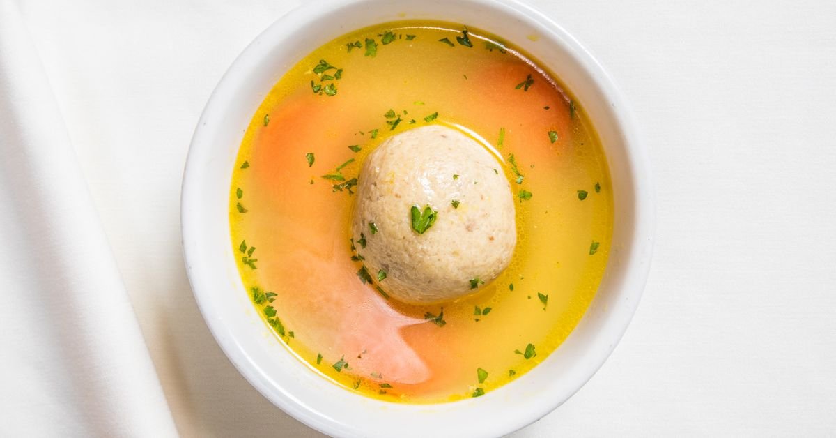 Where to Dine on Passover in Chicago