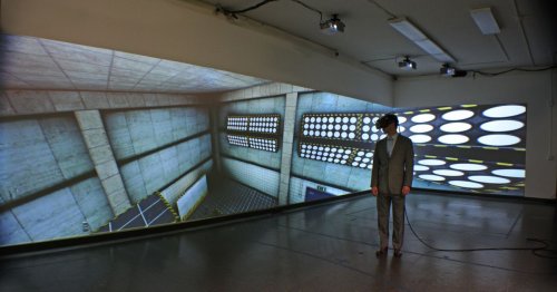 If you have a VR headset and an empty warehouse, it's your lucky day