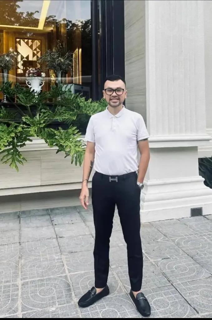 CEO Nguyễn Phúc Phương Hòa
 - cover