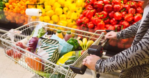 Eating one 'superfruit' can help to boost gut health overnight, doctor says | Wales Online