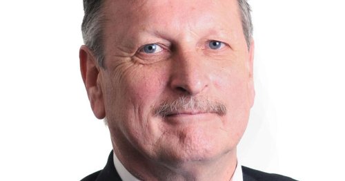 Experienced Welsh councillor dies of Covid aged 67