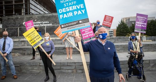 Nurses resoundingly reject 3% pay offer for NHS Wales staff