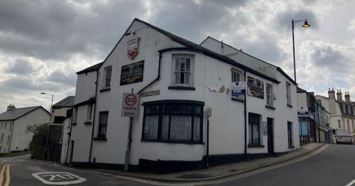 'Haunted' Welsh pub with coffins in the cellar is going to auction