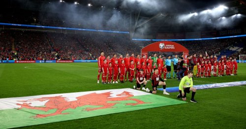 English people watched the Wales match on S4C and were blown away by the Welsh language commentary