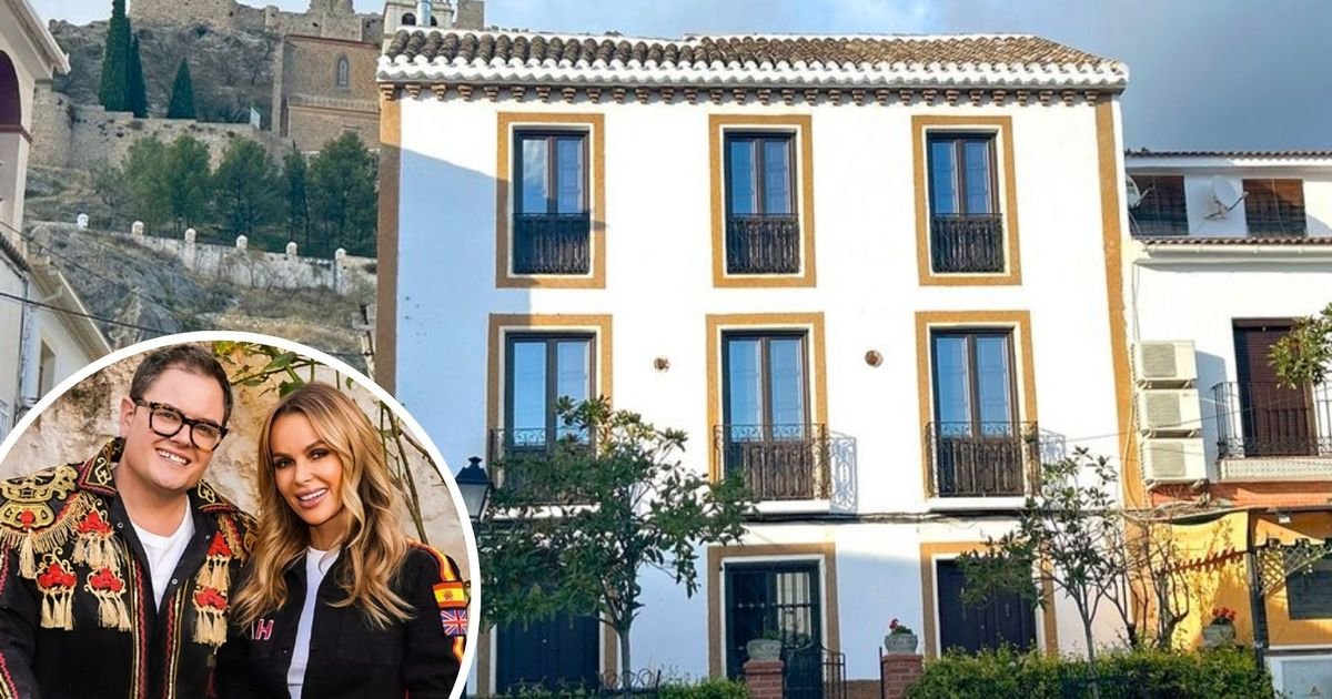 Amanda Holden and Alan Carr's Spanish house renovation appears on Rightmove
