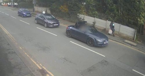 Brazen killer struggled down street with shopping bag filled with a gruesome cargo