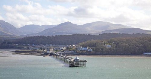 The places in Wales where Covid rates are growing and falling the fastest