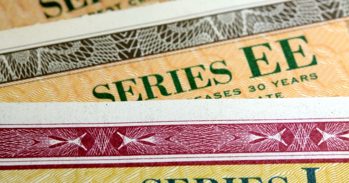 How to Cash in Savings Bonds: Everything You Need to Know | WalletGenius