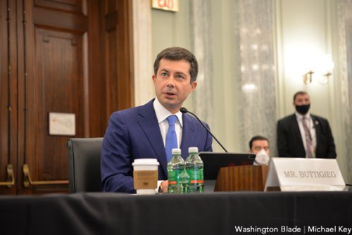 Pete Buttigieg, eyeing a presidential run, holds Iowa town hall