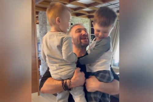 Gr8 Homecoming: Ovechkin Reunites With Wife, Kids For First Time In Months