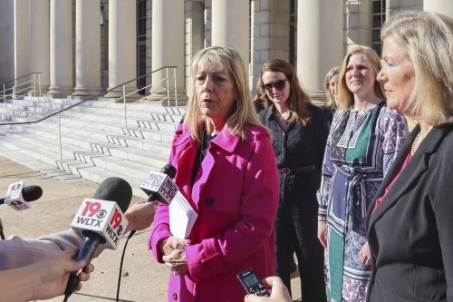 South Carolina Supreme Court strikes down state’s 6-week abortion law