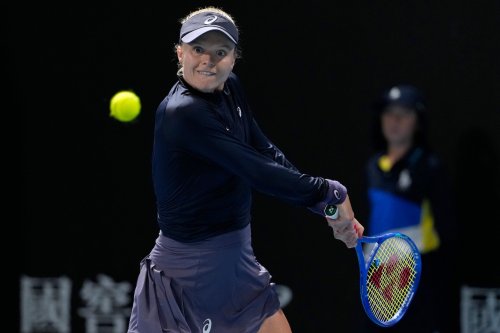 Tennis player apologizes after saying opponent needs deodorant