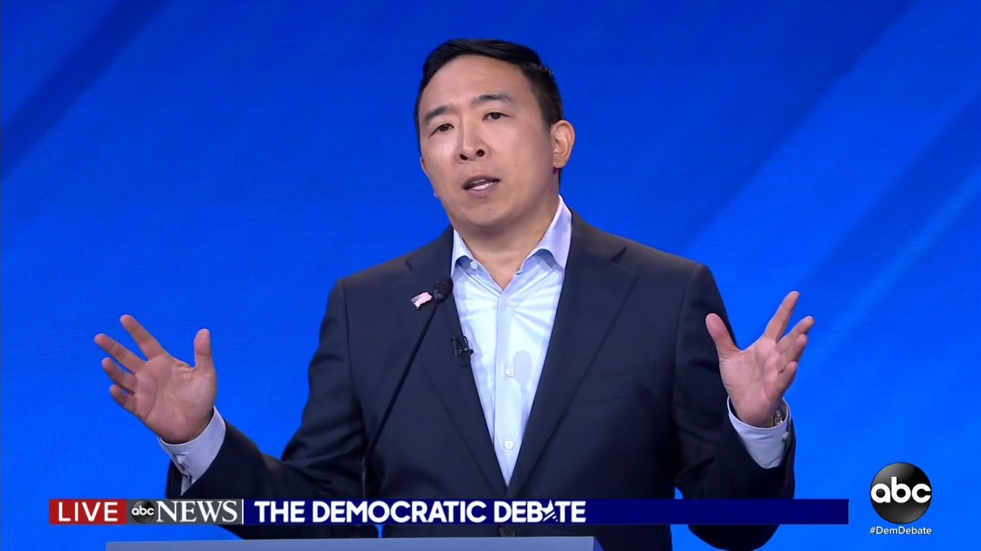 Andrew Yang’s plan to give 10 families $1,000 a month drew giggles, Oprah GIFs — and legal concerns