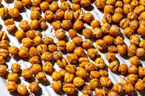 How to make the crispiest roasted chickpeas with an audible crunch