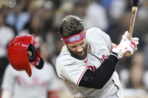 Phillies lose Bryce Harper indefinitely with broken left thumb