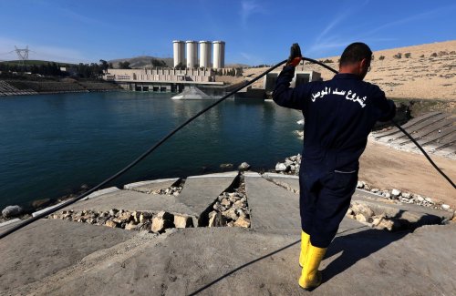 If this Iraqi dam collapses, half a million people could die
