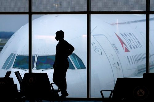 Entering the U.S.? Here are your rights at airports and border crossings.