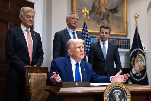 Trump seeks to lower drug prices in U.S. by pressing other countries to pay more