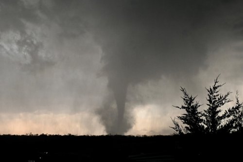 A repeated barrage of storms expected to hit central U.S. this week