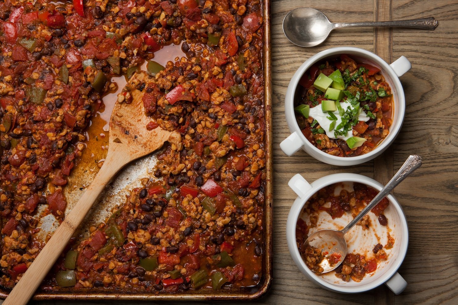 Why would you want to make chili in a sheet pan? Flavor.