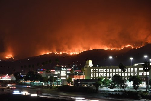 Largest fire in Los Angeles history forces hundreds to evacuate