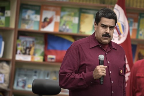 Venezuelan leader Nicolás Maduro to meet with opposition, foreign mediators