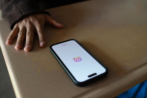 Column | Gen Z users and a dad tested Instagram Teen Accounts. Their feeds were shocking.