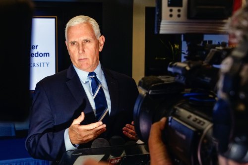 Mike Pence’s aides recognize he may have to testify before grand jury