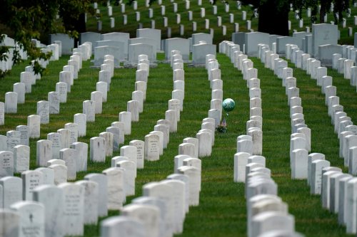 Arlington Cemetery website scrubs links about Black and female veterans