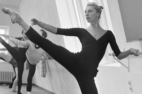 Alla Osipenko, prima ballerina who chafed at Soviet grip, dies at 92