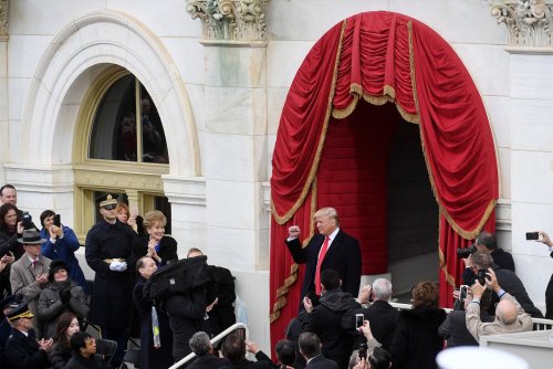 Trump rattles the establishment with a populist inaugural address true to his campaign