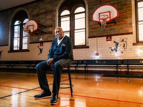 Earl Monroe changed the NBA. At 80, he is still making moves.