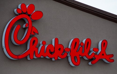 Days after opening its first U.K. restaurant, Chick-fil-A announces the location will close