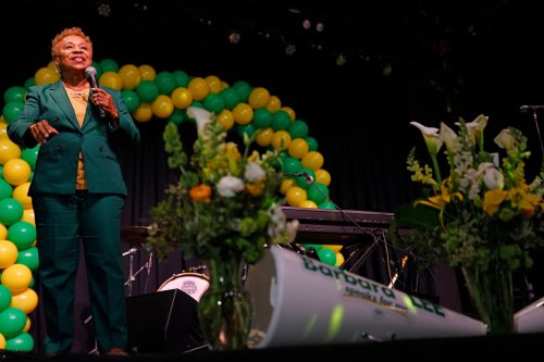 Barbara Lee wins Oakland mayor’s race, taking over a city in crisis
