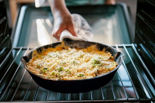 You asked: How do you decide which oven rack to use?