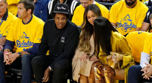 Beyonce Gives Furious Reaction As Wife Of Warriors’ Owner – Cuts Across Her To Chat To Jay Z Goes Viral