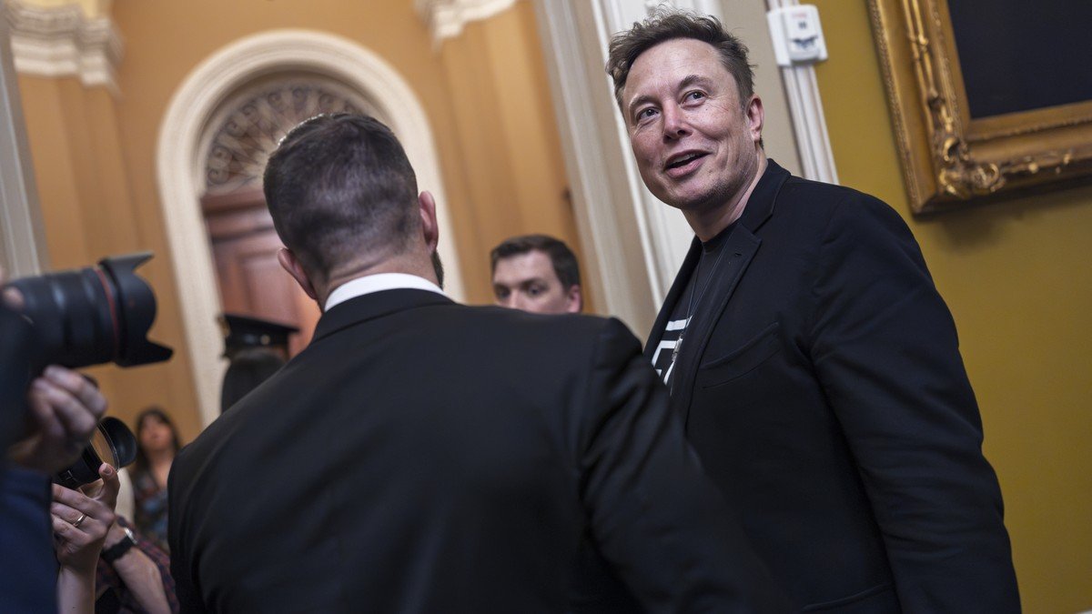 Der «Das ist nicht normal»-Ticker: Musk zahlt für Unterschriften gegen Richter